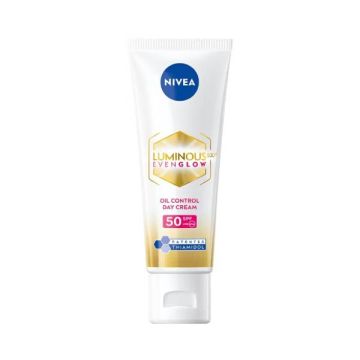 Nivea Luminous Even Glow Oil Control Day Cream - 40 ml