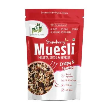 Health Ninja Crispy & Yummy Muesli  (Strawberry) - 900g